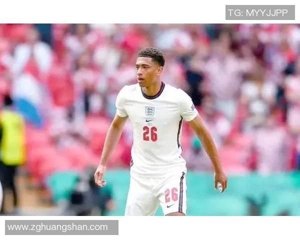 世界足球十大9号球星盘点 他们如何定义足球的终极进攻角色